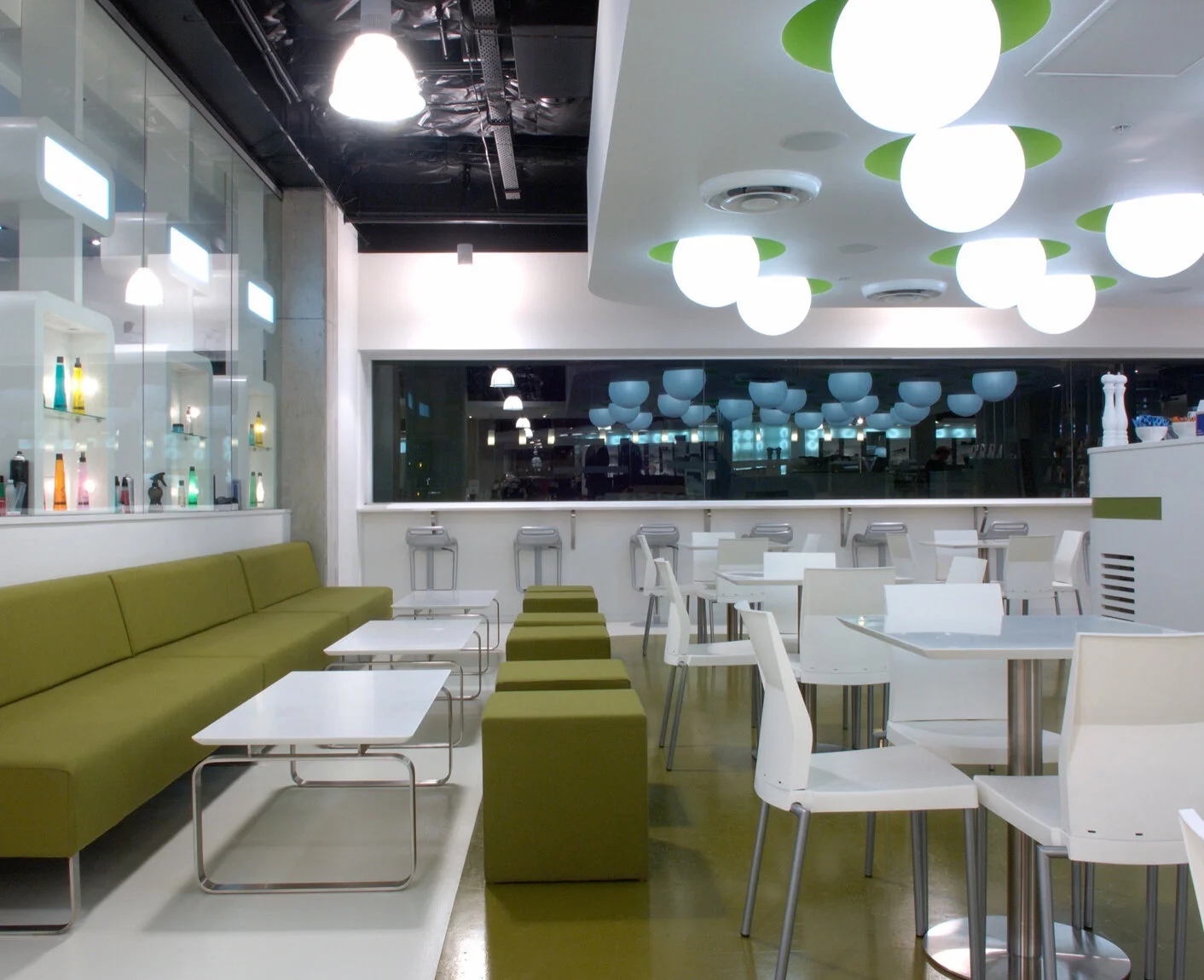 Contemporary Lounge display detail